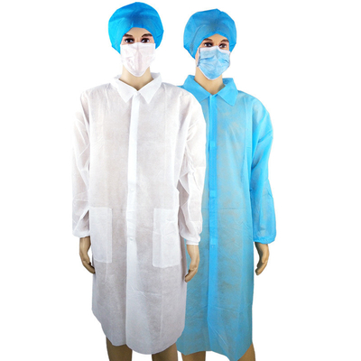 Biały niebieski SMS Jednorazowy fartuch laboratoryjny M / L / XL OEM